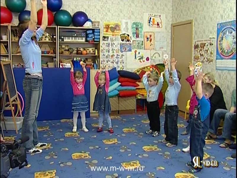 Иллюстрация 5 из 15 для Физкультминутки. Игровая гимнастика для детей 1,5-4 лет (DVD) | Лабиринт - . Источник: Лабиринт